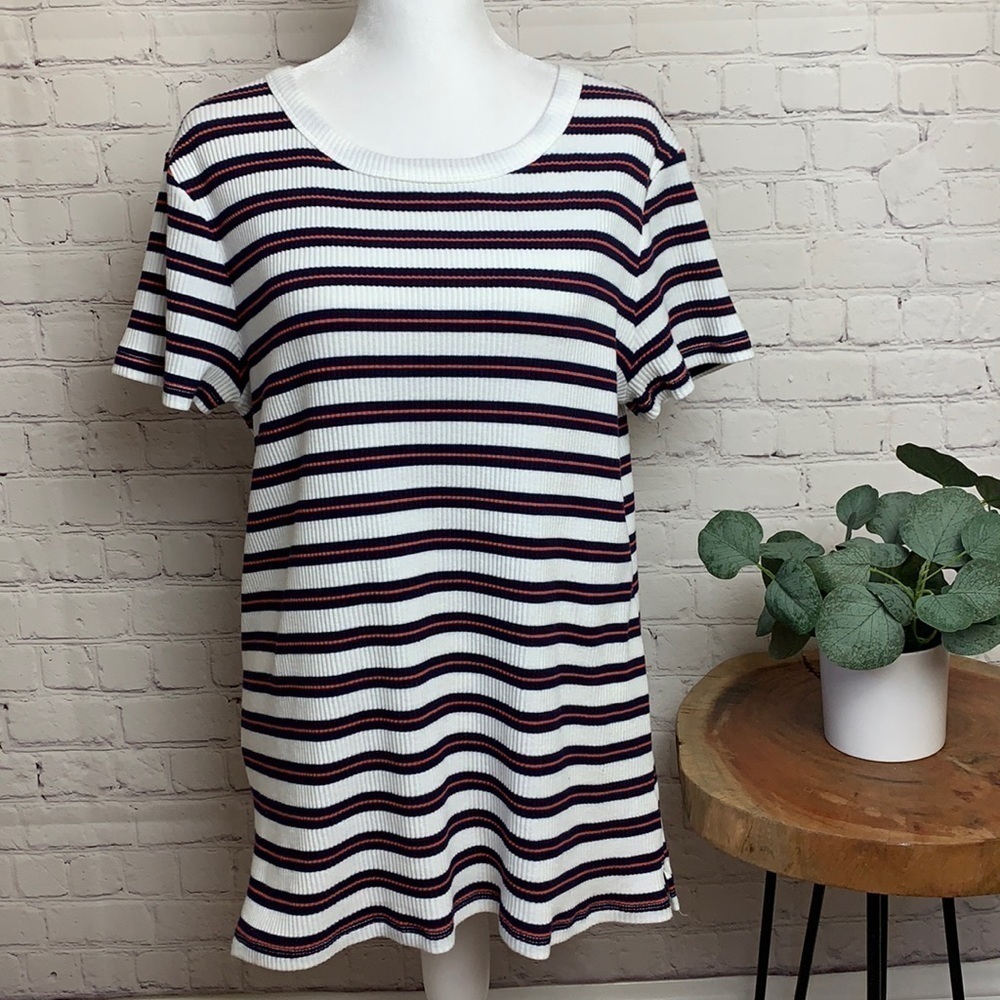 Old Navy Ribbed Slim Fit Tee